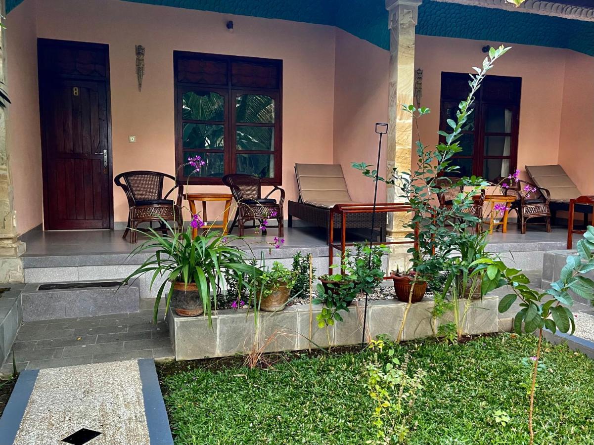 1000 Dream Bungalow Lovina Екстериор снимка