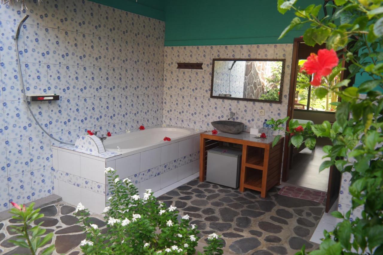 1000 Dream Bungalow Lovina Екстериор снимка