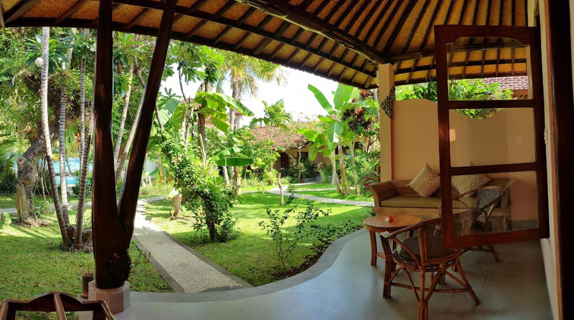 1000 Dream Bungalow Lovina Екстериор снимка