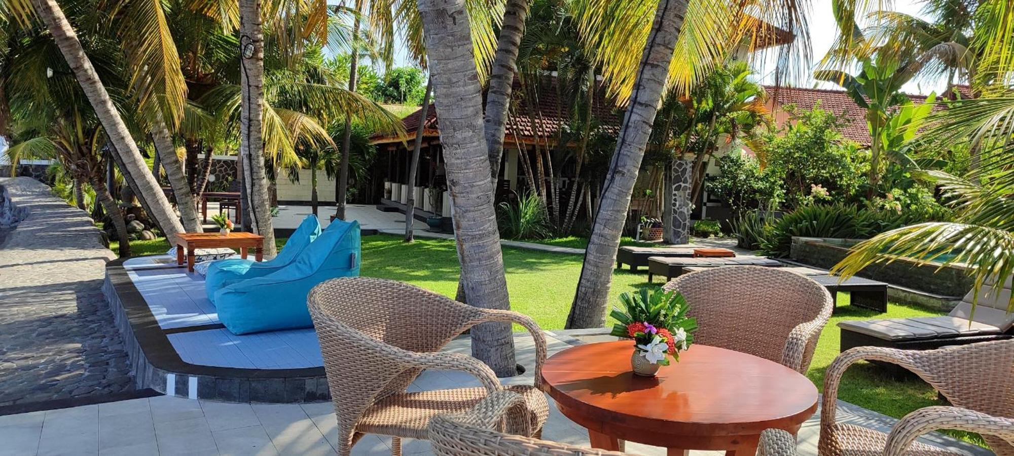 1000 Dream Bungalow Lovina Екстериор снимка